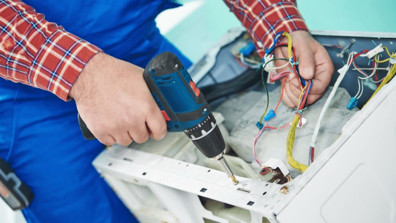Demirci Fondital Fondital çamaşır makinesi kart tamiri – Su almama arızası orijinal parça ile giderildi. - Teknik servis örneği